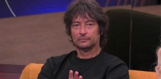 Simone Annicchiarico espulso dal GF Vip dopo la bestemmia: cosa è successo Simone Annicchiarico espulso dal GF Vip dopo la bestemmia: cosa è successo